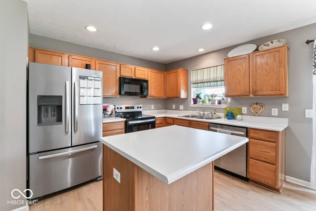 $391,000 | 5872 Sandalwood Drive, Carmel, IN 46033