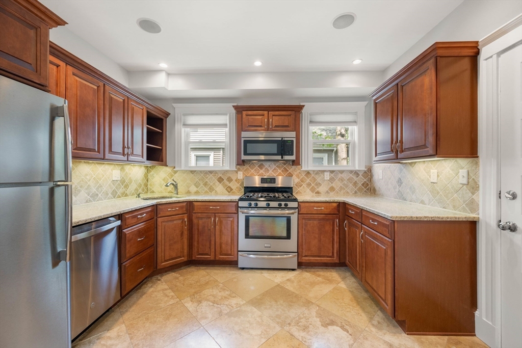 15 Haslet Street, Unit 2 Boston, MA 02131 - Photo 13 of 25