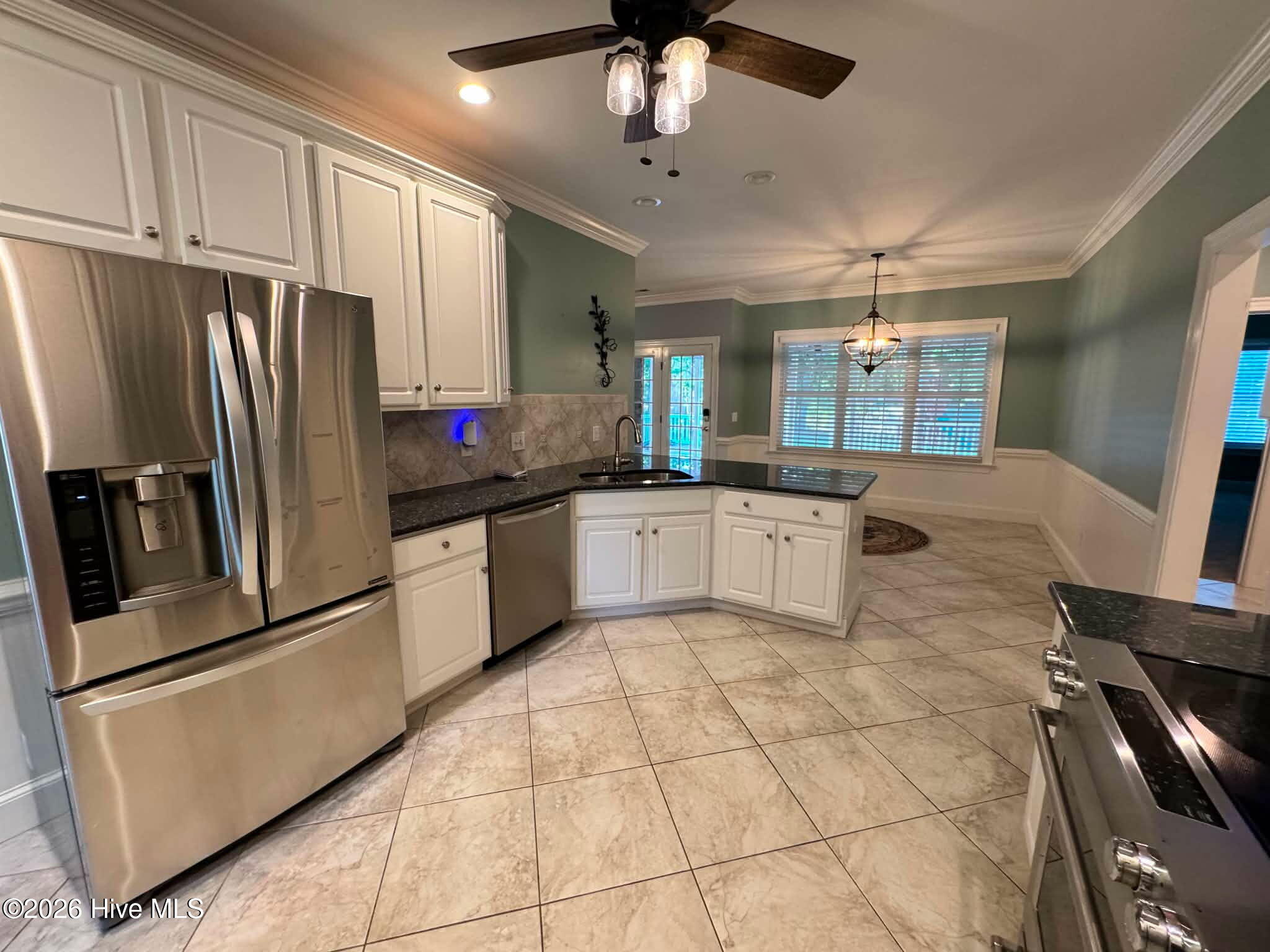 1625 Pelham Road Winterville, NC 28590 - Photo 14 of 37 Messenger_creation_4FEE0EB9-48FD-4C6D-B6