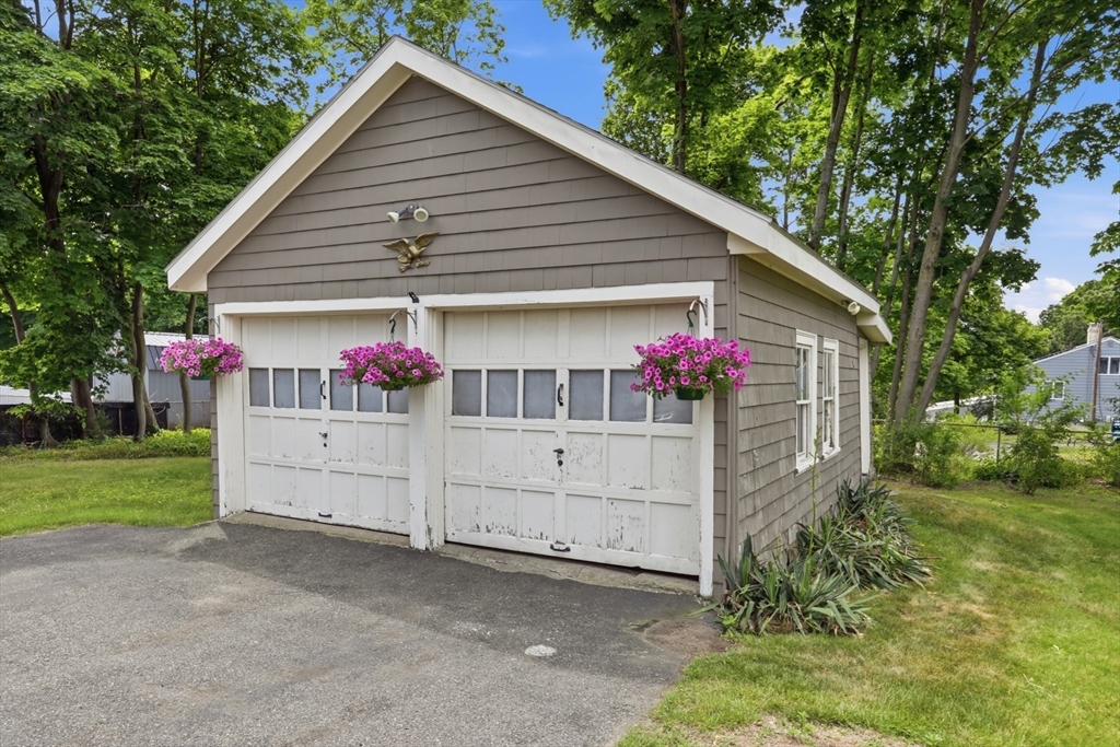 86 Main Street Saugus, MA 01906 - Photo 8 of 35