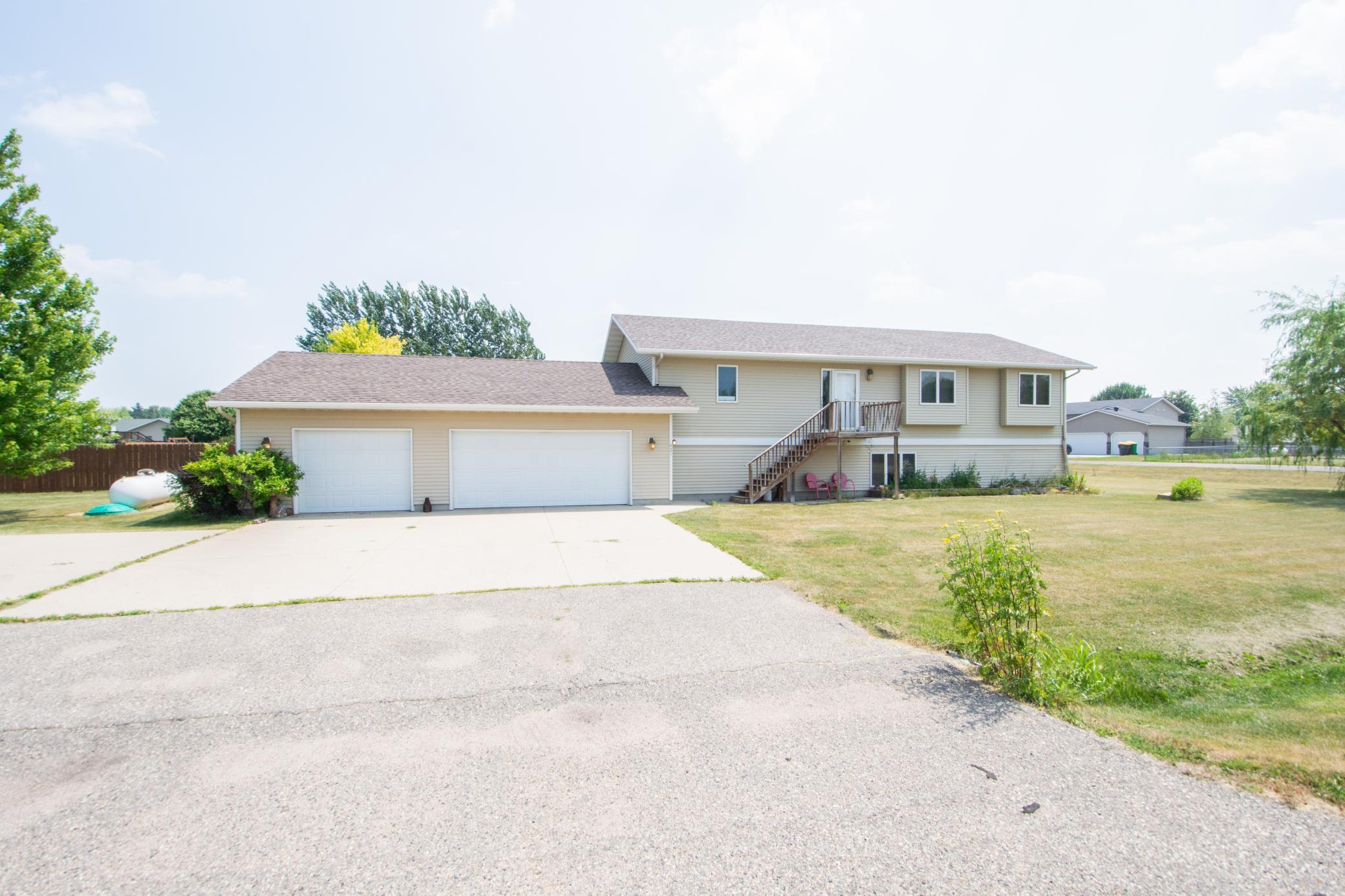 421 Lind Boulevard Harwood, ND 58042 - Photo 1 of 47 Gallery Image 1