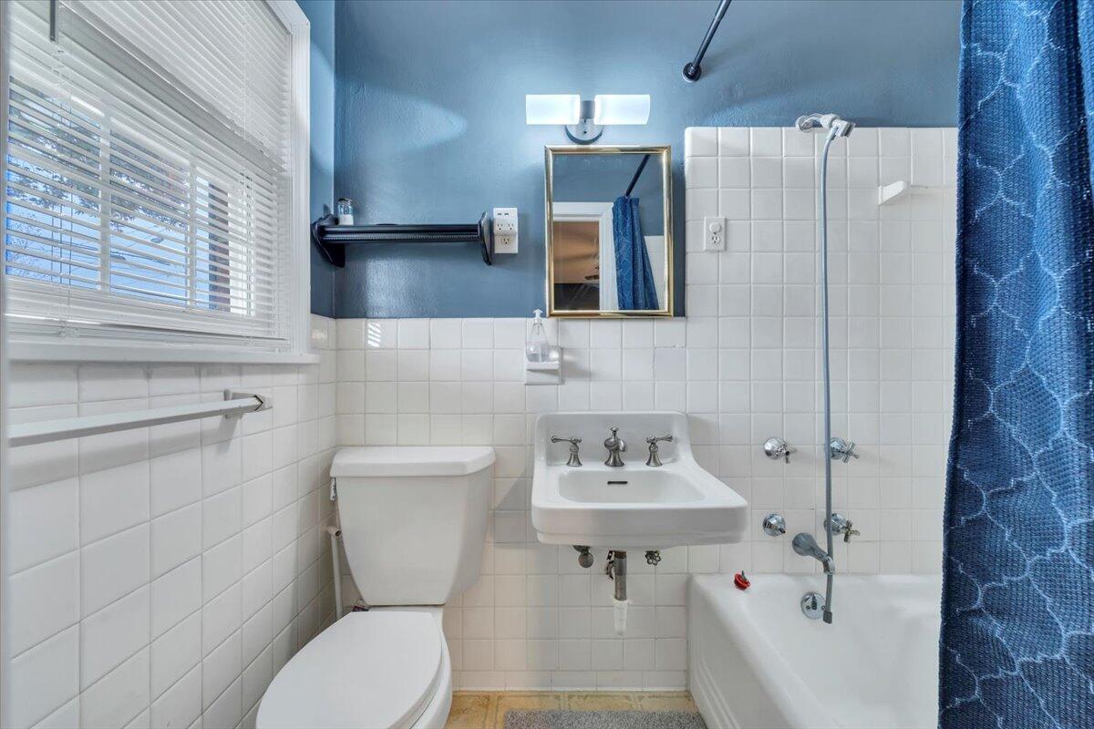 215 Chestnut Street Salem, VA 24153 - Photo 23 of 53 23-MIB05598