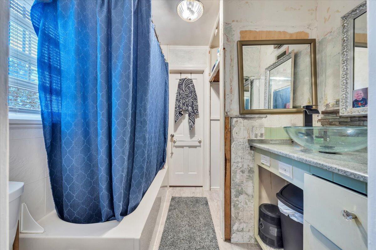 215 Chestnut Street Salem, VA 24153 - Photo 26 of 53 26-MIB05604