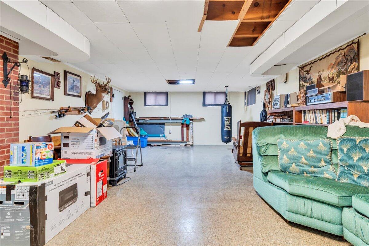 215 Chestnut Street Salem, VA 24153 - Photo 34 of 53 34-MIB05685