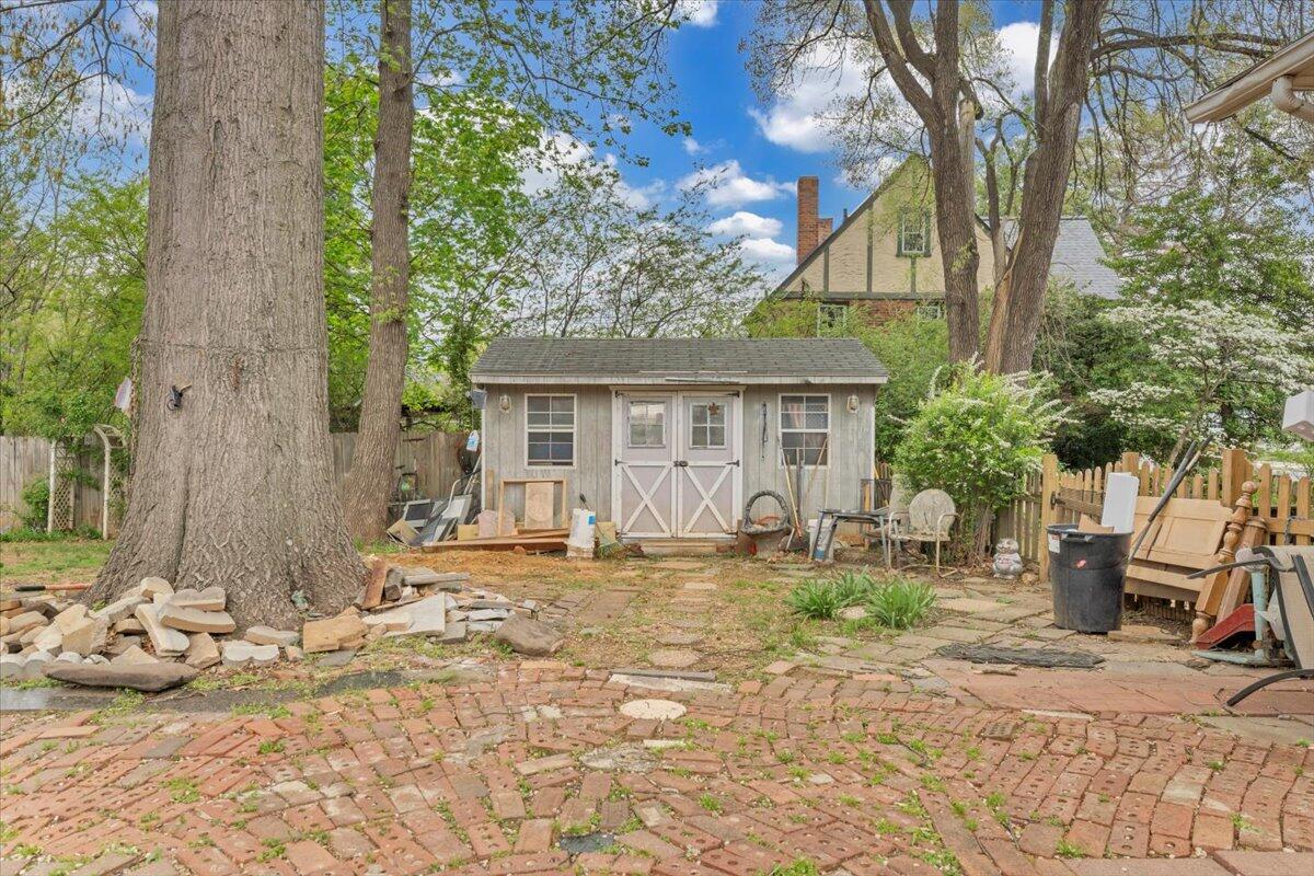 215 Chestnut Street Salem, VA 24153 - Photo 45 of 53 45-MIB05691