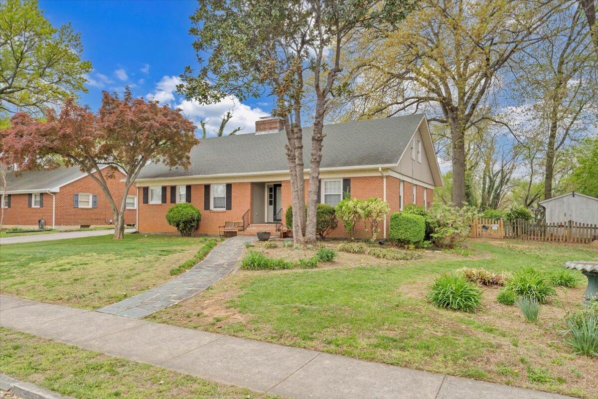 215 Chestnut Street Salem, VA 24153 - Photo 51 of 53 51-MIB05736