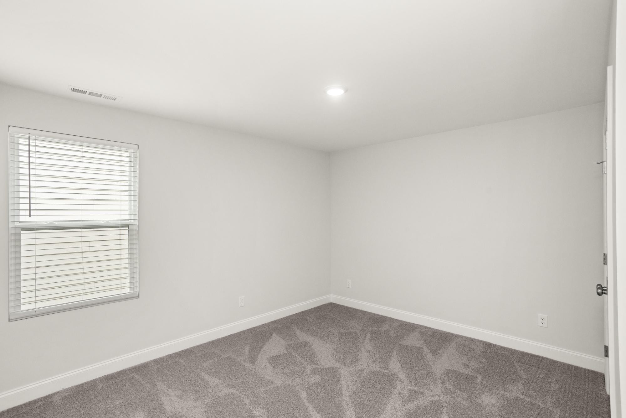 3706 Apies Street Murfreesboro, TN 37129 - Photo 36 of 42 an empty room with a window