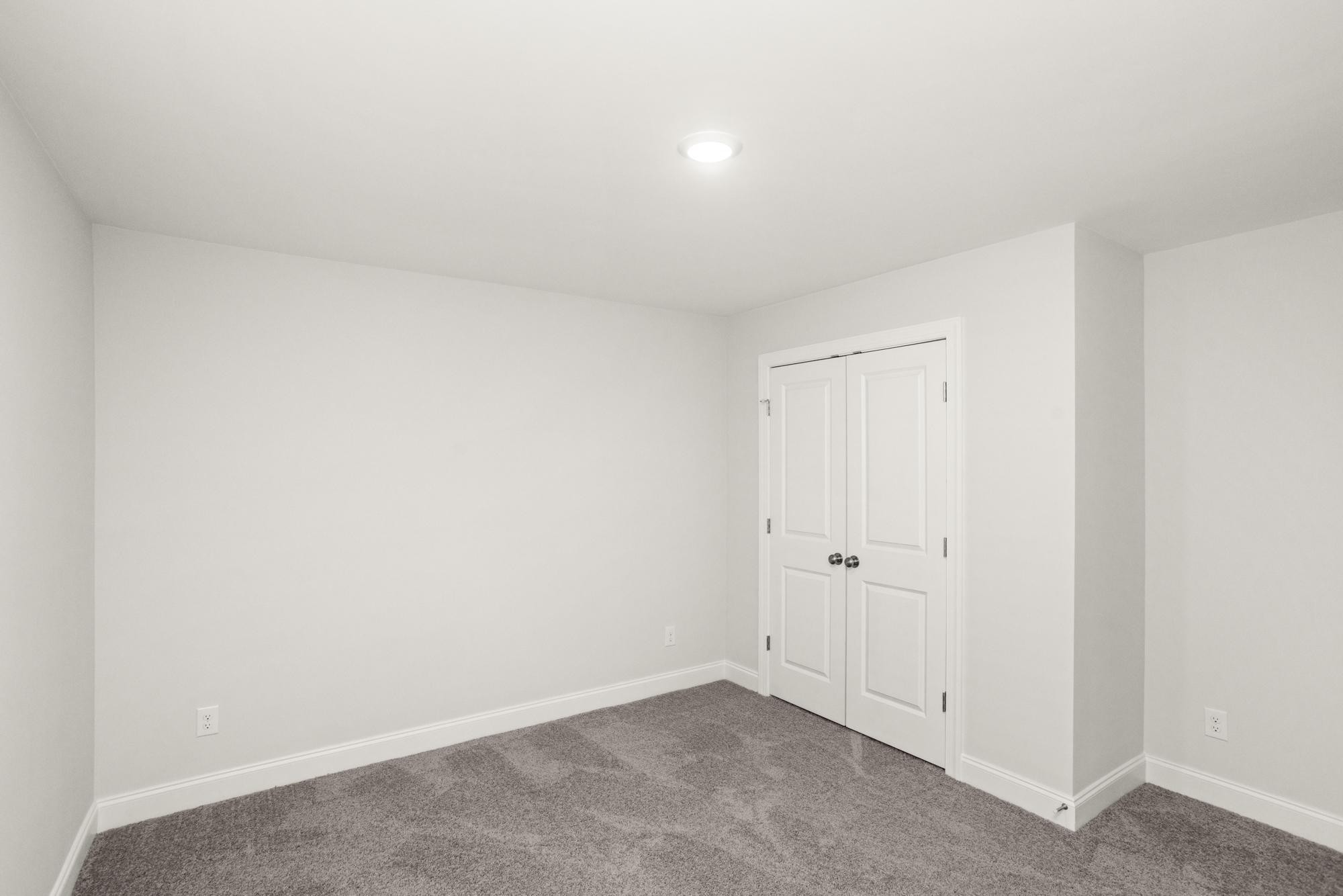 3706 Apies Street Murfreesboro, TN 37129 - Photo 37 of 42 an empty room with white wall and white door