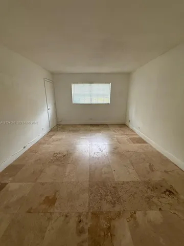 $1,750 | 8101 Southwest 72nd Avenue, Unit 214W, Miami, FL 33143