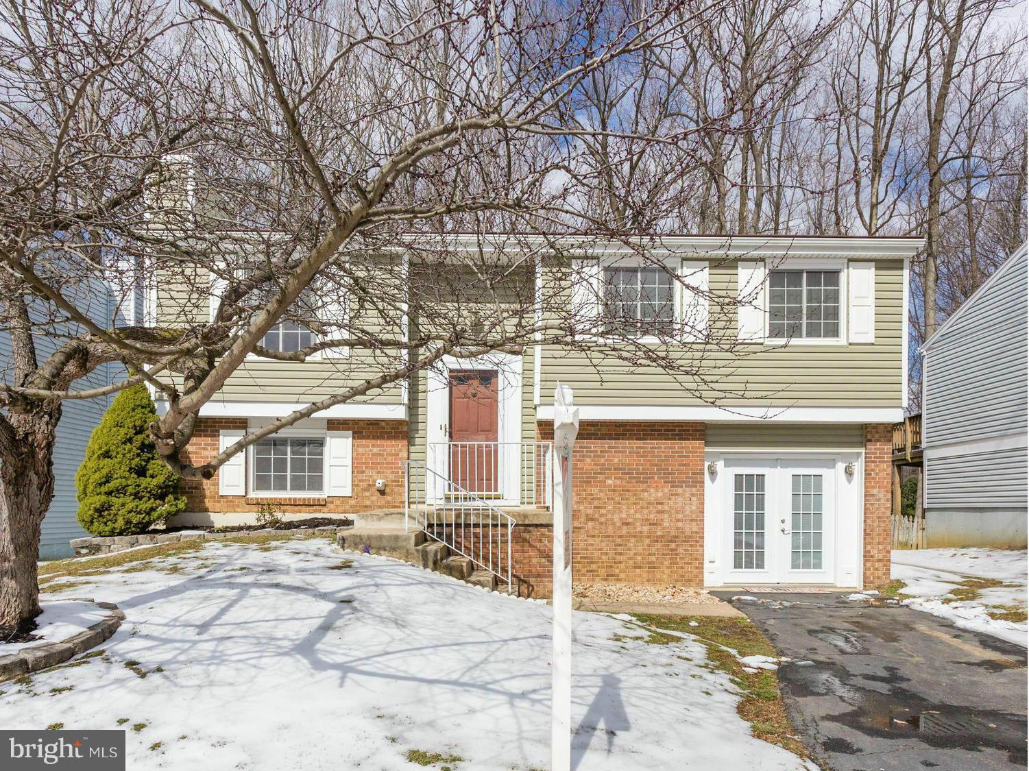 8484 Magic Tree Court Springfield, VA 22153 - Photo 1 of 30 Exterior (Front)
