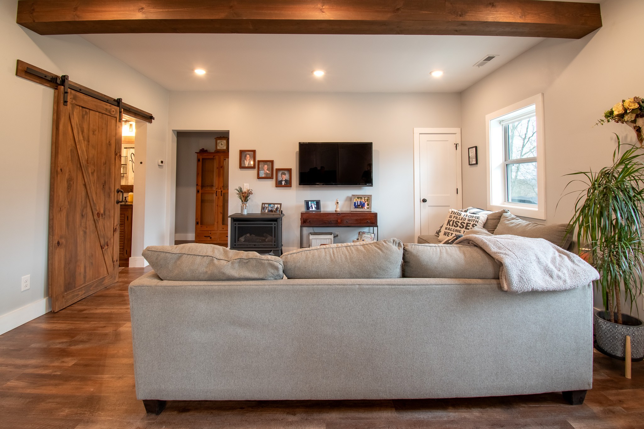 6490 Prospect Road Prospect, TN 38477 - Photo 22 of 52 a living room with furniture and a flat screen tv