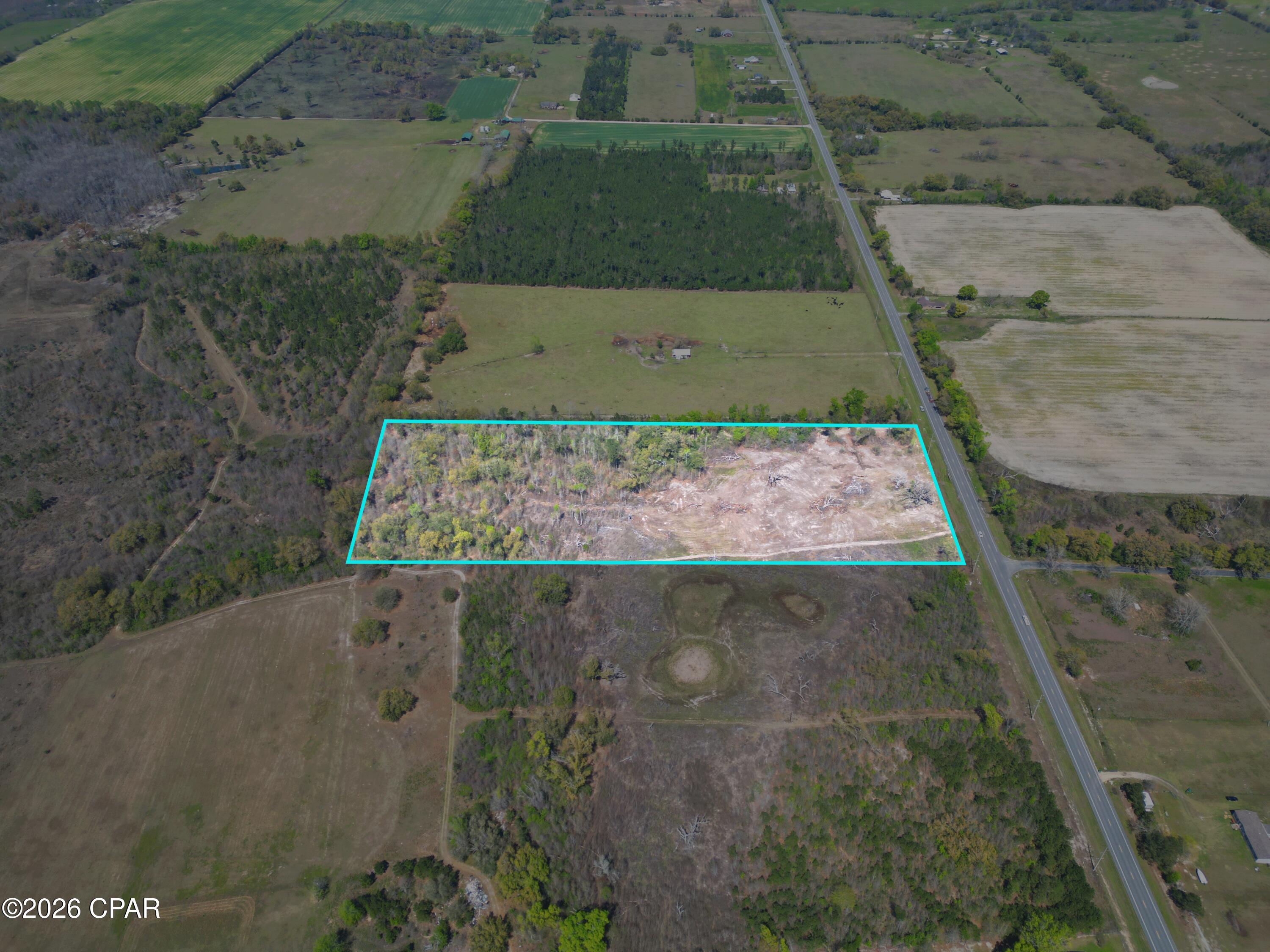 69 Grand Ridge Grand Ridge, FL 32442 - Photo 3 of 10