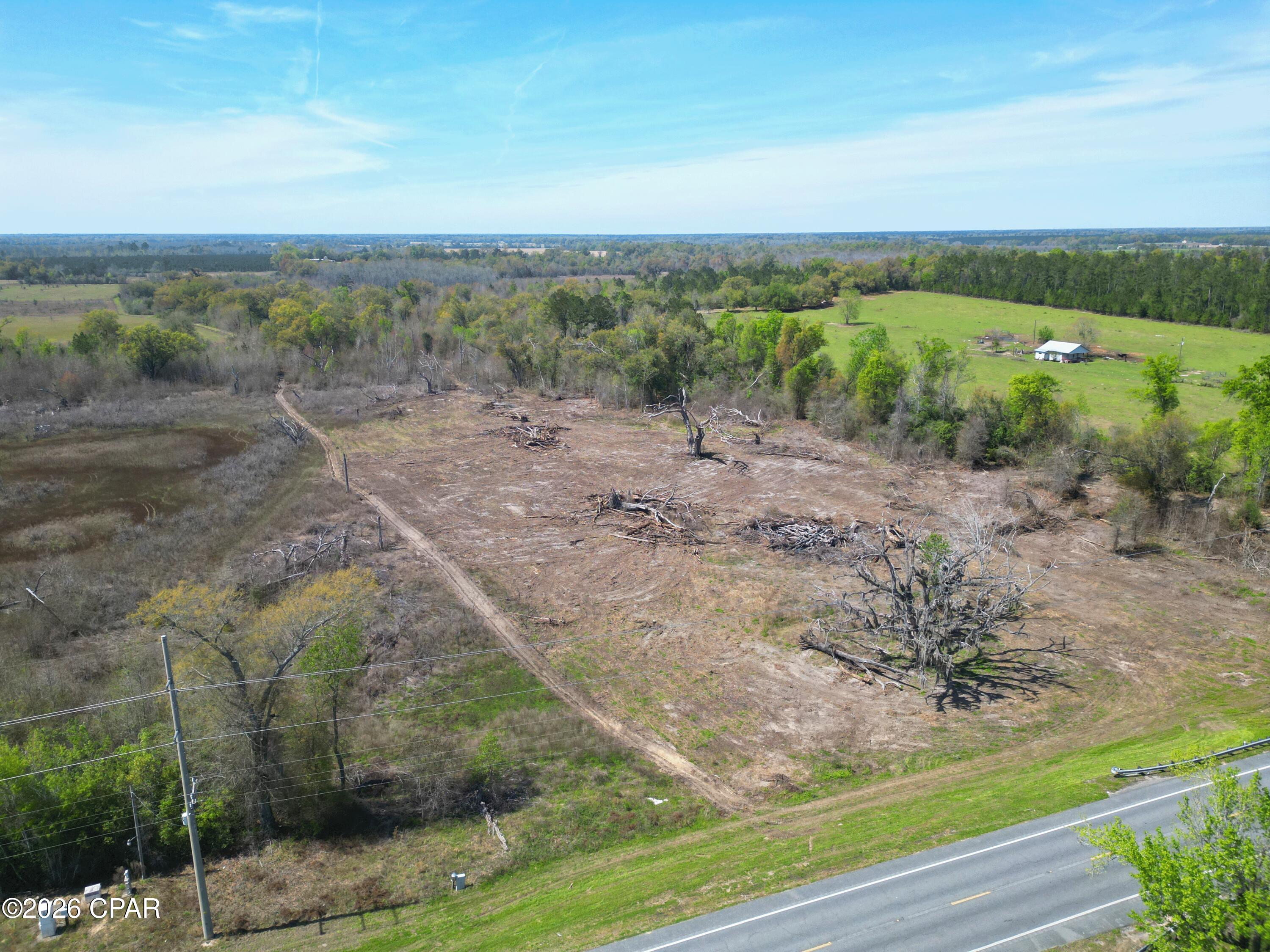 69 Grand Ridge Grand Ridge, FL 32442 - Photo 8 of 10