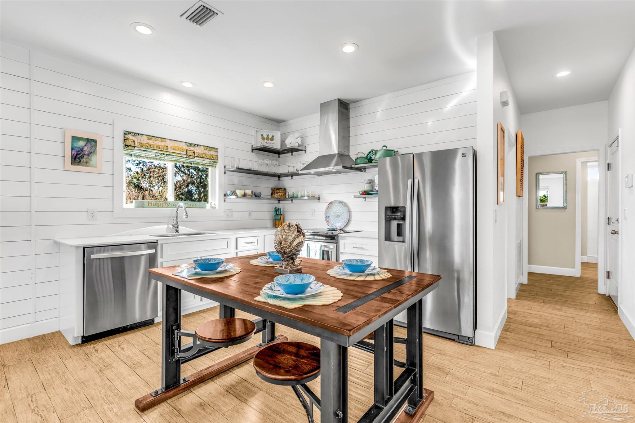 407 South 2nd Street Pensacola, FL 32507 - Photo 16 of 57