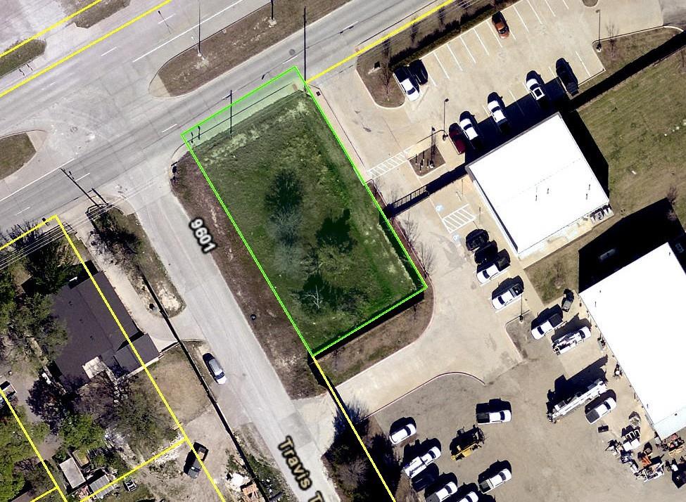 3906 Telephone Road Dallas, TX 75241 - Photo 2 of 2 an aerial view of a house with outdoor space