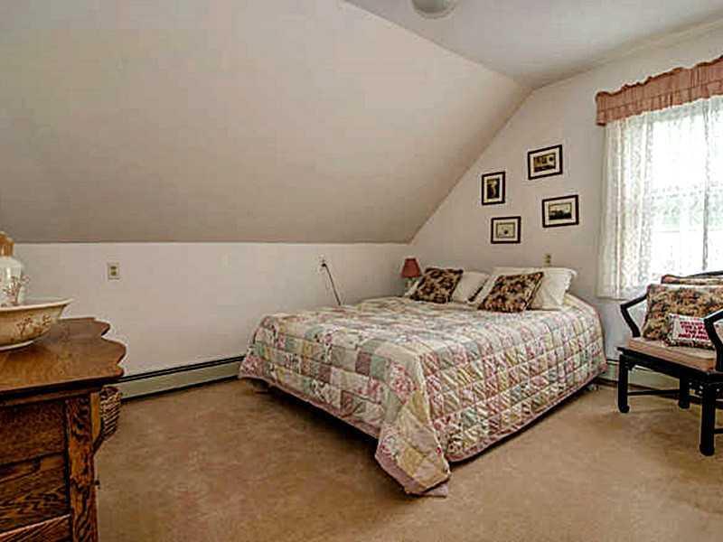 76 Cobb Hill Road Otisfield, ME 04270 - Photo 27 of 35 Bedroom. In Law Apartment