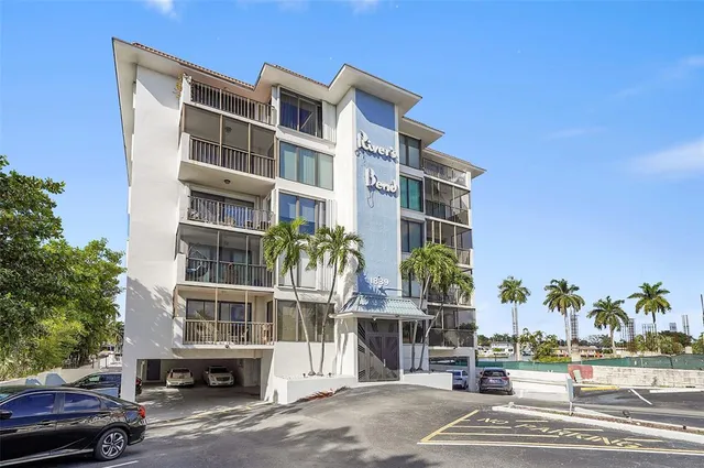 $549,999 | 1839 Middle River Drive, Unit 302, Fort Lauderdale, FL 33305