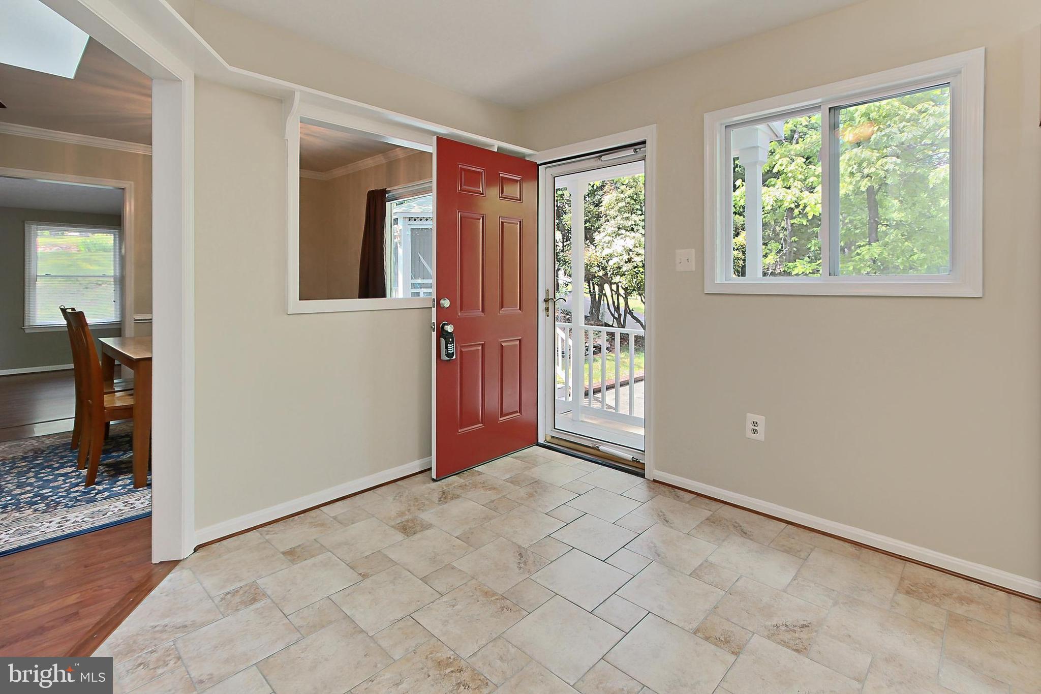7006 Kelly Road Warrenton, VA 20187 - Photo 17 of 45 Gallery Image 17