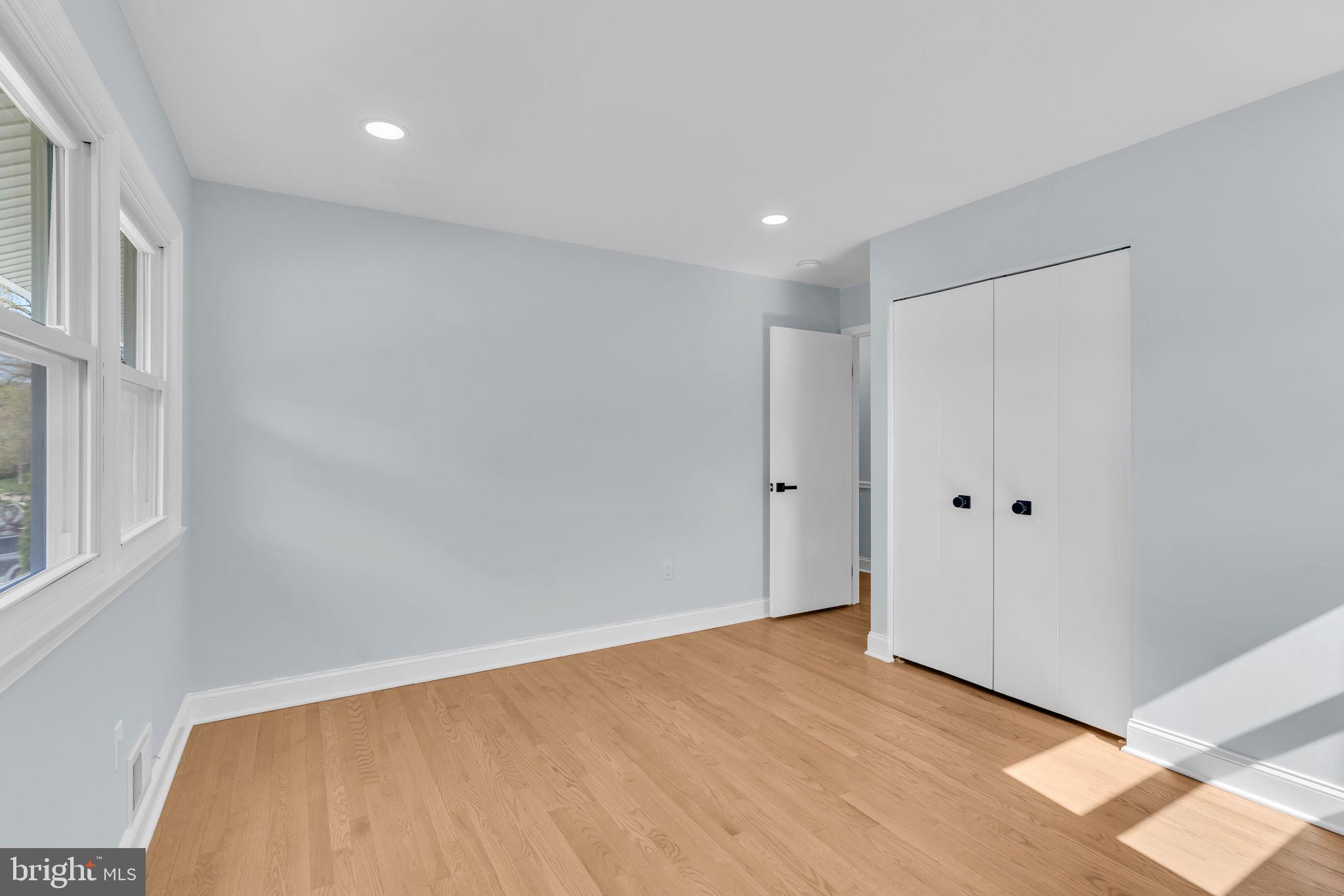 7804 Carrleigh Parkway Springfield, VA 22152 - Photo 40 of 61 a view of an empty room