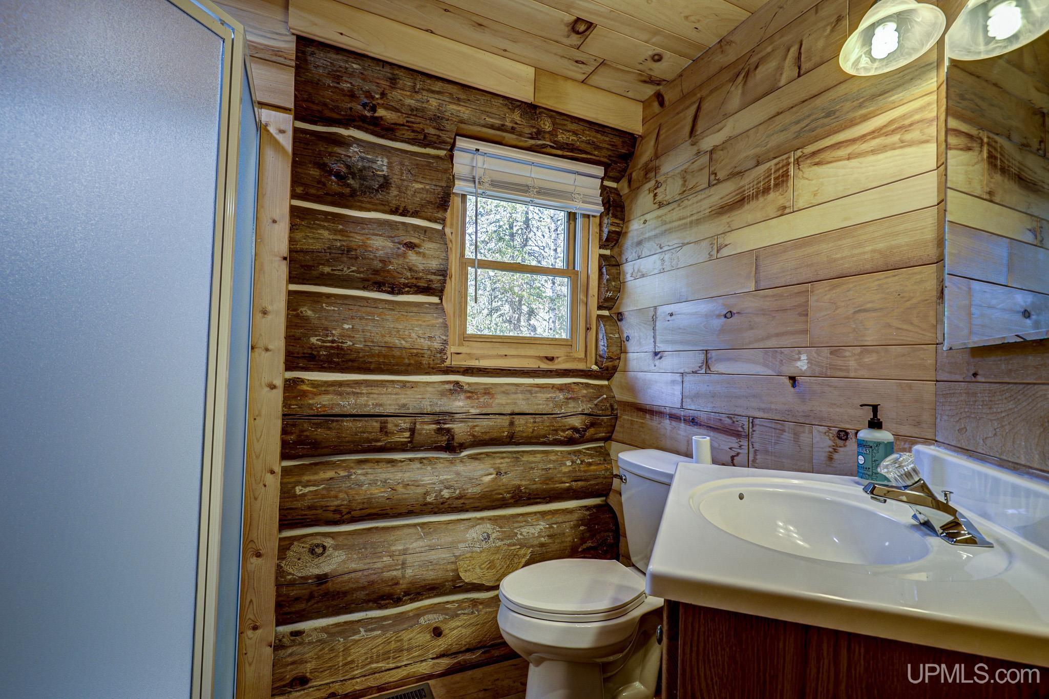 210 Pond Road Iron River, MI 49935 - Photo 11 of 30 Gallery Image 11