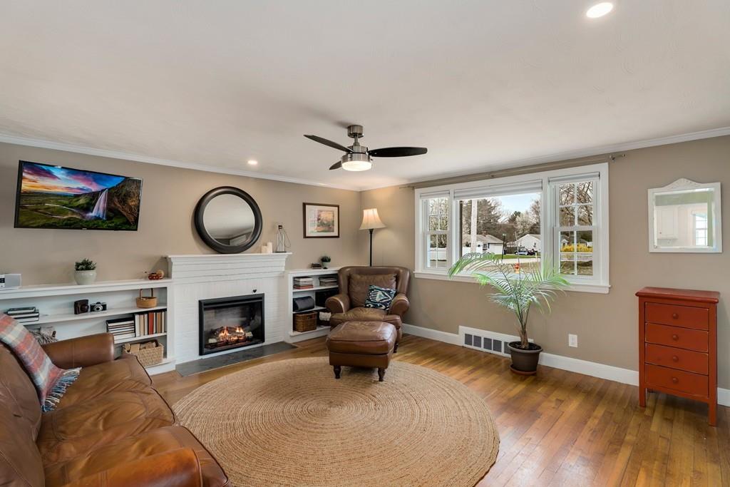 7 Webb Road Sharon, MA 02067 - Photo 7 of 33 Gallery Image 7