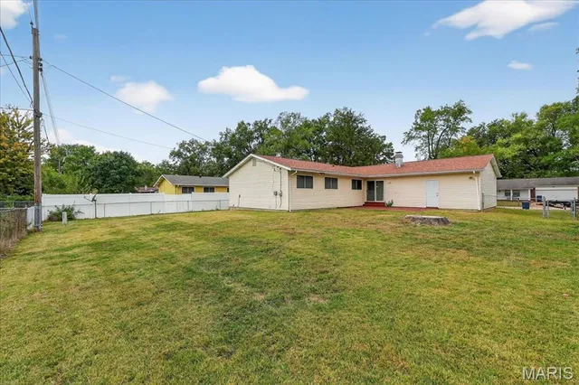 $200,000 | 2036 Retford Drive, Florissant, MO 63033