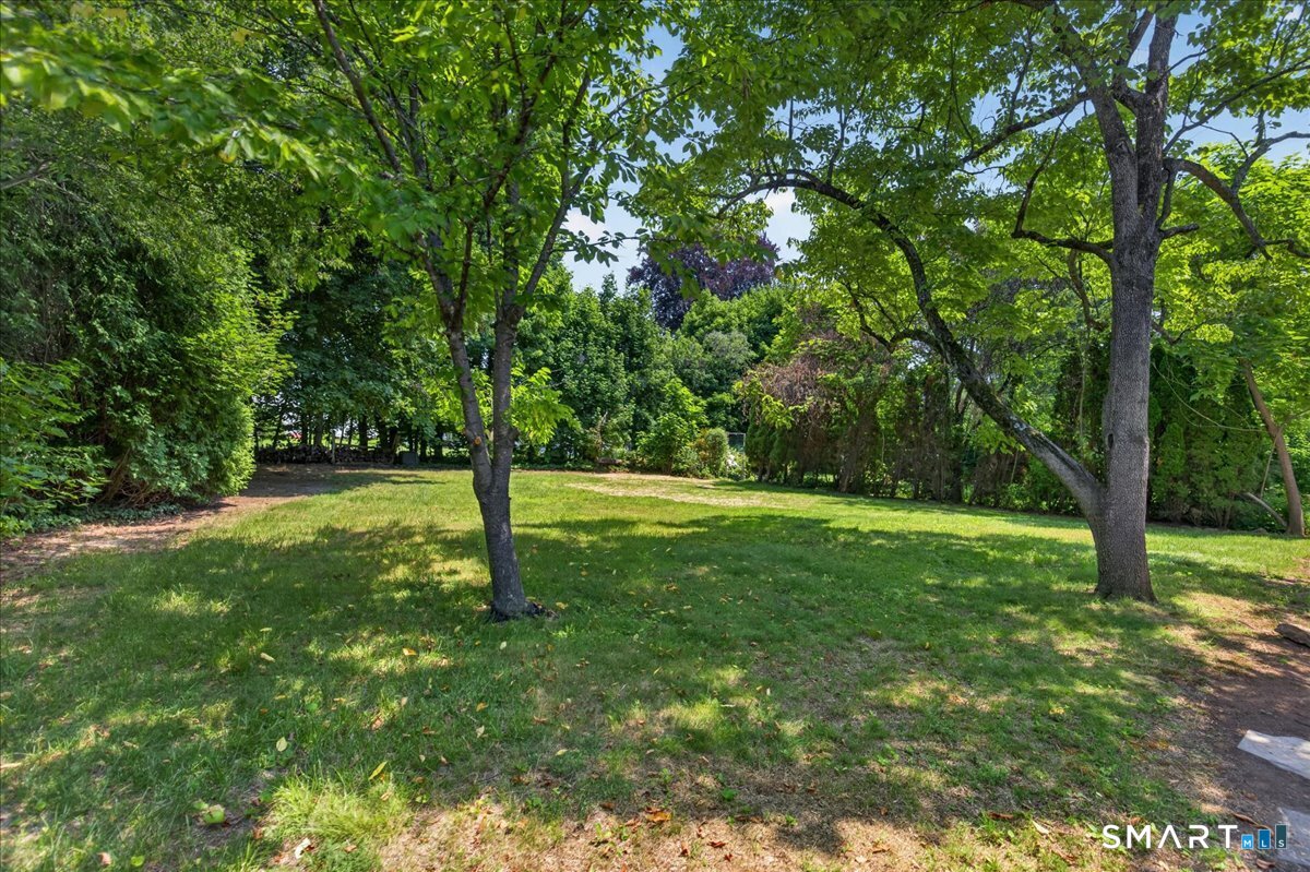 58 Myra Road Hamden, CT 06517 - Photo 31 of 38