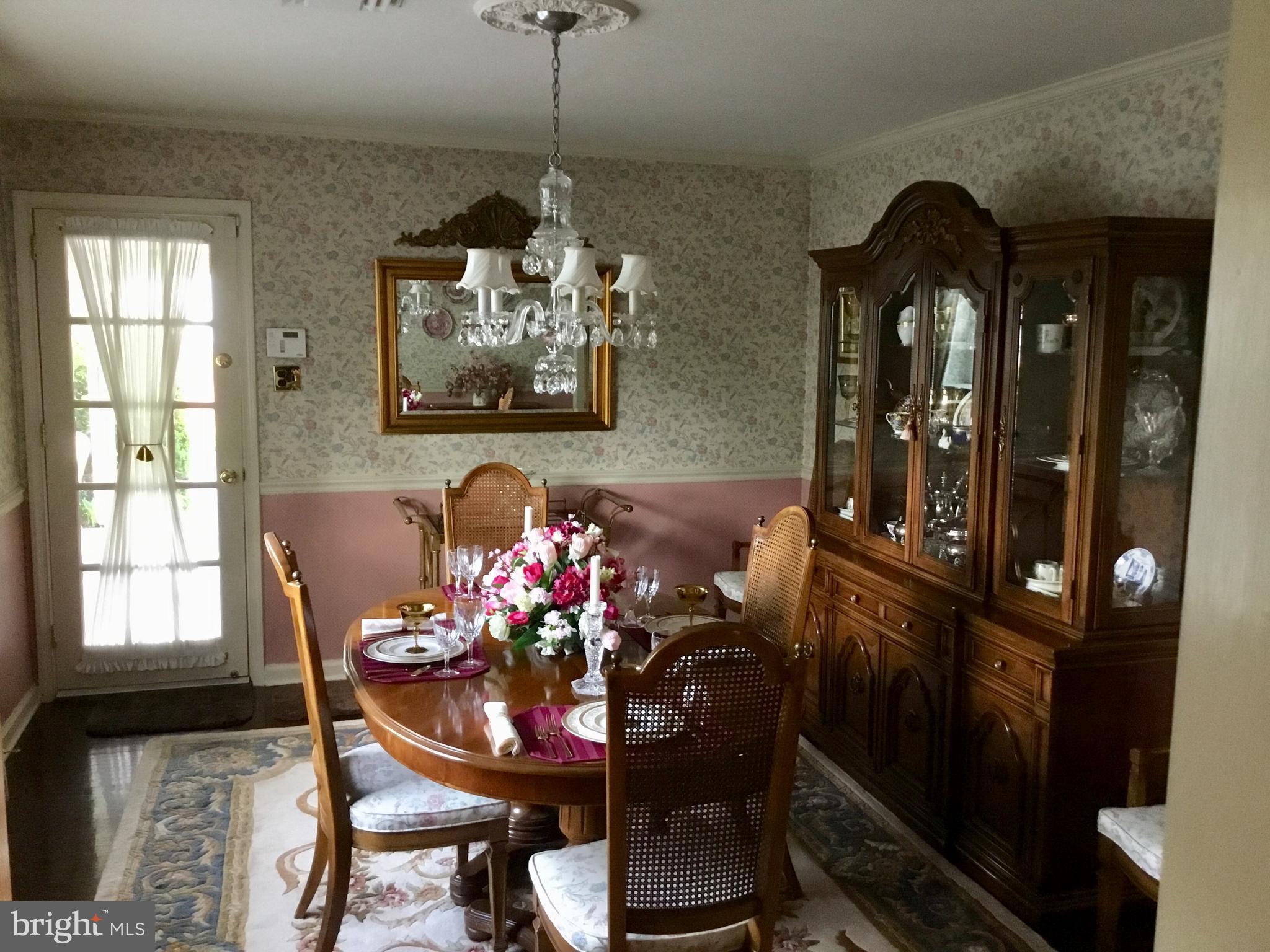 2150 Winthrop Road Huntingdon Valley, PA 19006 - Photo 11 of 45