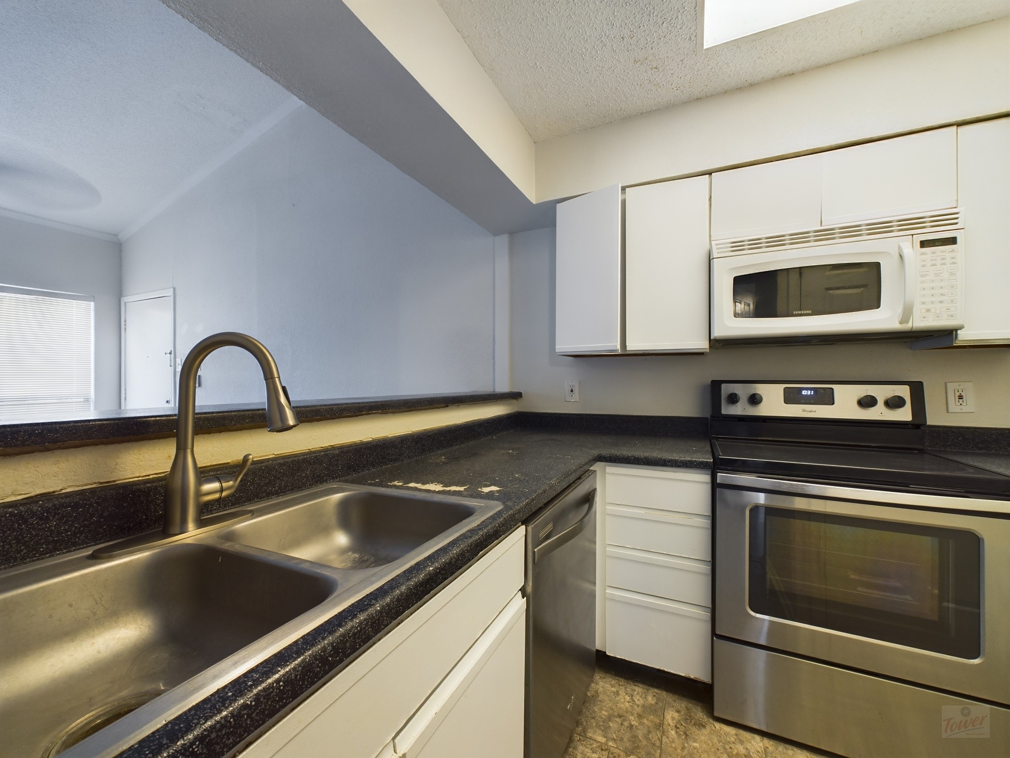 807 West 25th Street, Unit 304 Austin, TX 78705 - Photo 11 of 21