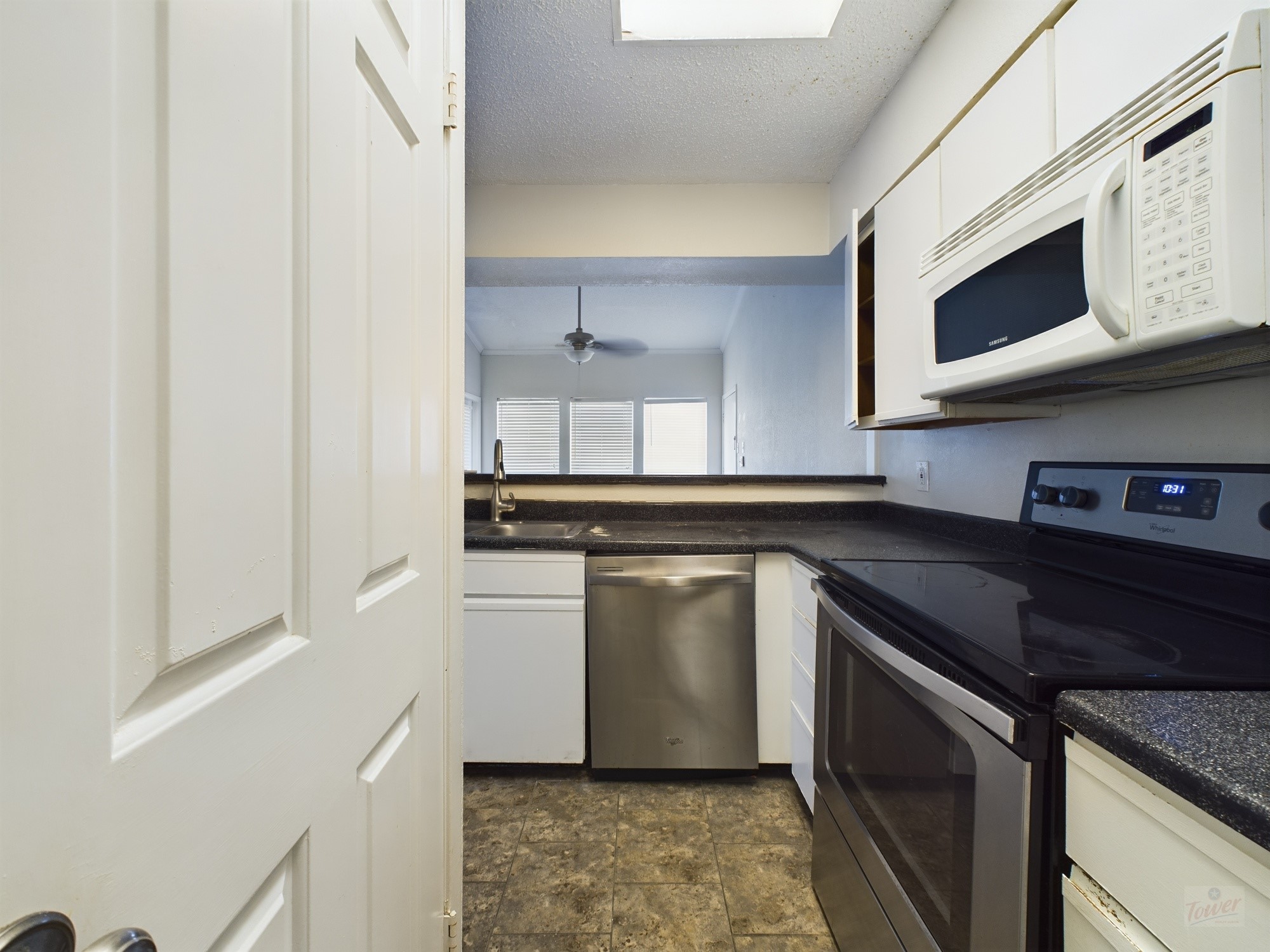 807 West 25th Street, Unit 304 Austin, TX 78705 - Photo 13 of 21