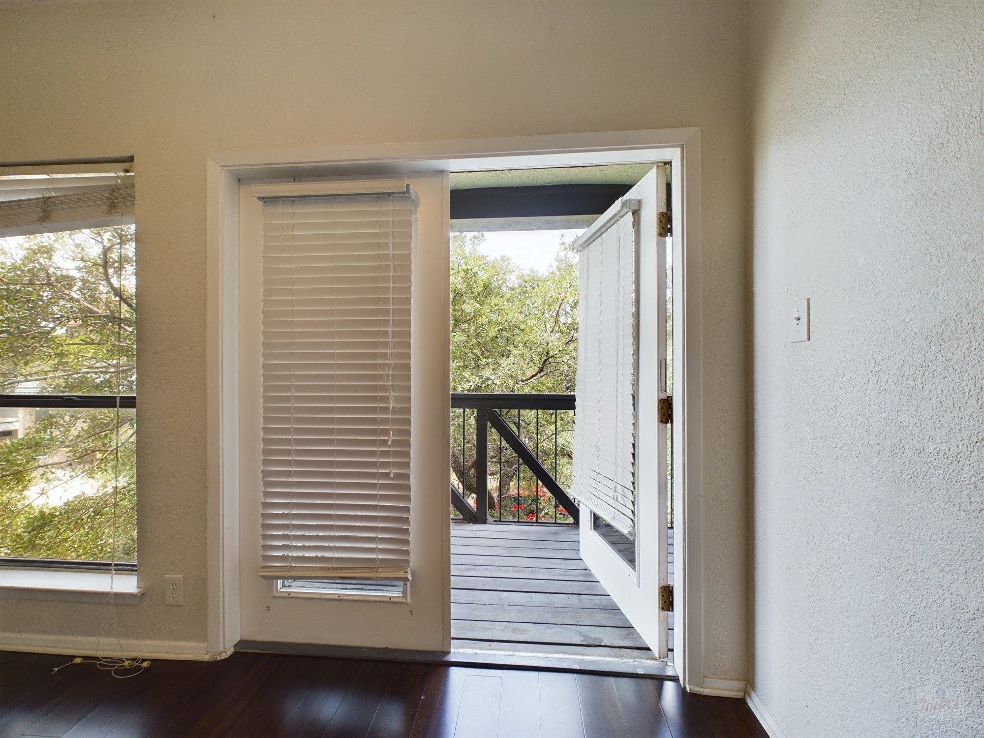 807 West 25th Street, Unit 304 Austin, TX 78705 - Photo 8 of 21