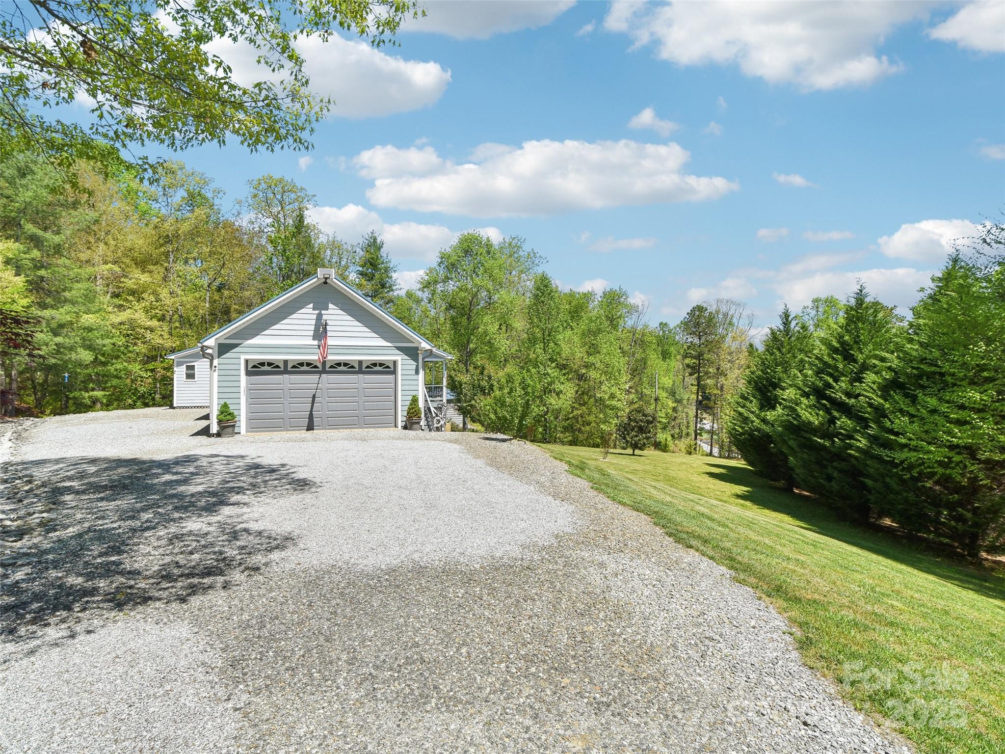 603 Oleta Road Hendersonville, NC 28792 - Photo 29 of 36 Gallery Image 29