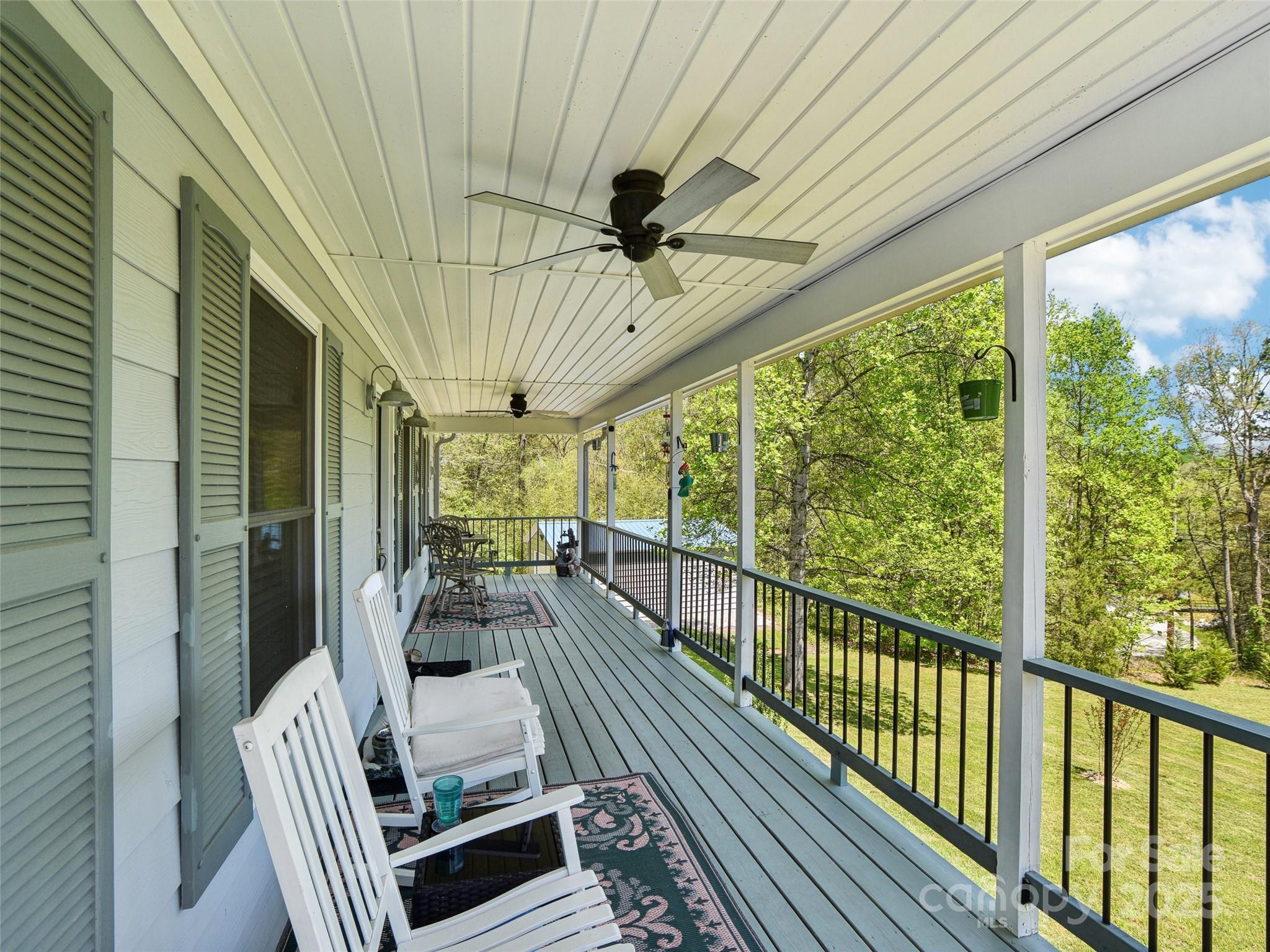 603 Oleta Road Hendersonville, NC 28792 - Photo 3 of 36 Gallery Image 3