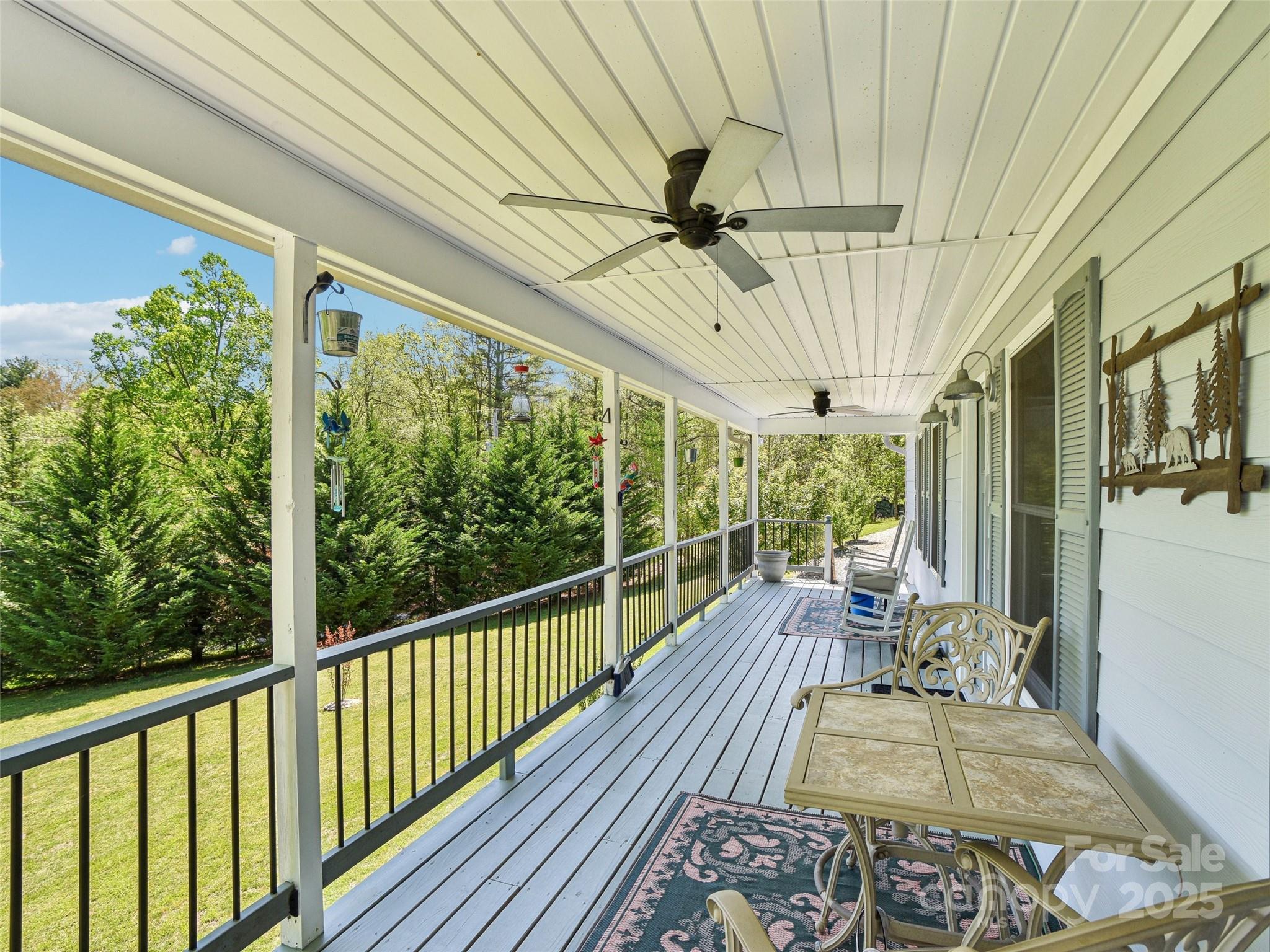 603 Oleta Road Hendersonville, NC 28792 - Photo 4 of 36 Gallery Image 4