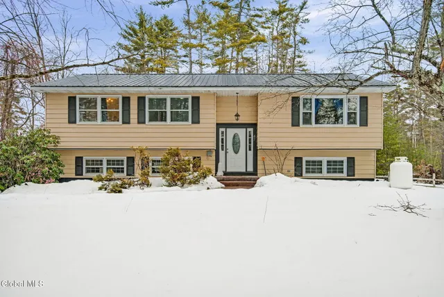 $325,000 | 47 Mountain Road, Hadley, NY 12835