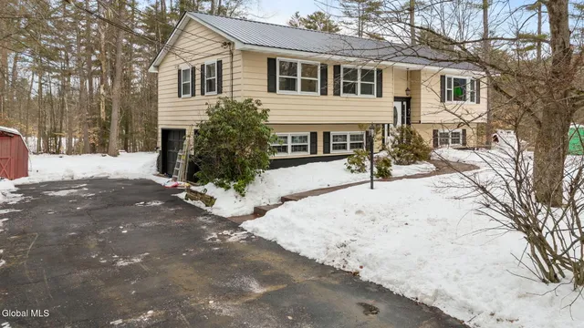 $325,000 | 47 Mountain Road, Hadley, NY 12835