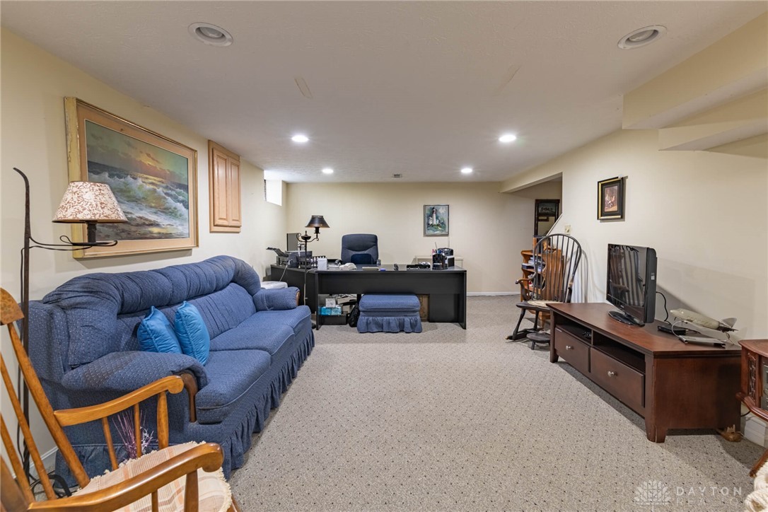 253 West Stroop Road Dayton, OH 45429 - Photo 33 of 34 Rec Rm/Office