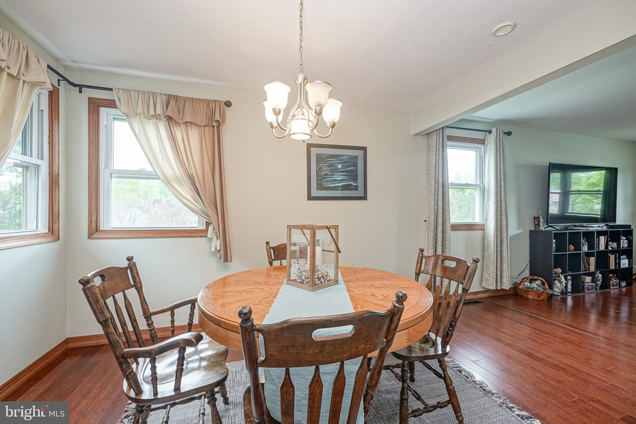 2402 Andover Road Cinnaminson, NJ 08077 - Photo 9 of 43 Gallery Image 9