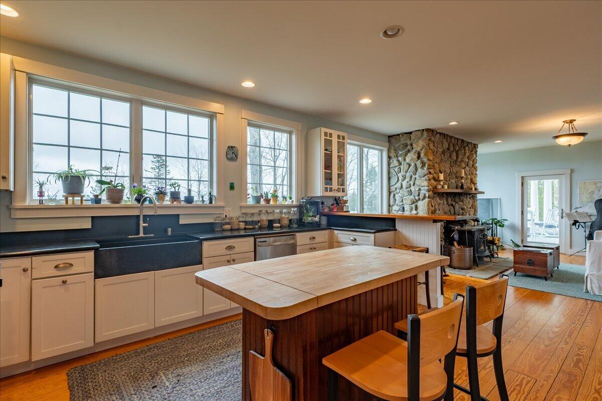 135 Rebel Hill Road Islesboro, ME 04848 - Photo 13 of 45 04-135 Rebel Hill-12