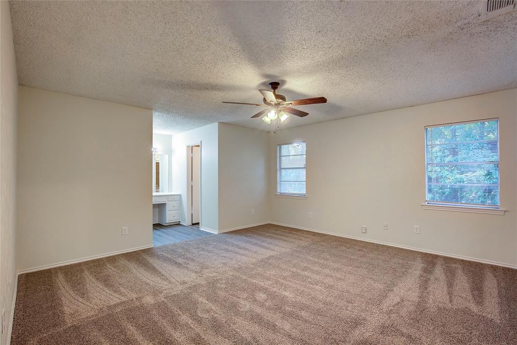 609-611 Melbourne Road Hurst, TX 76053 - Photo 11 of 40