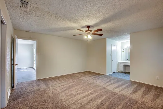 $450,000 | 609-611 Melbourne Road, Hurst, TX 76053