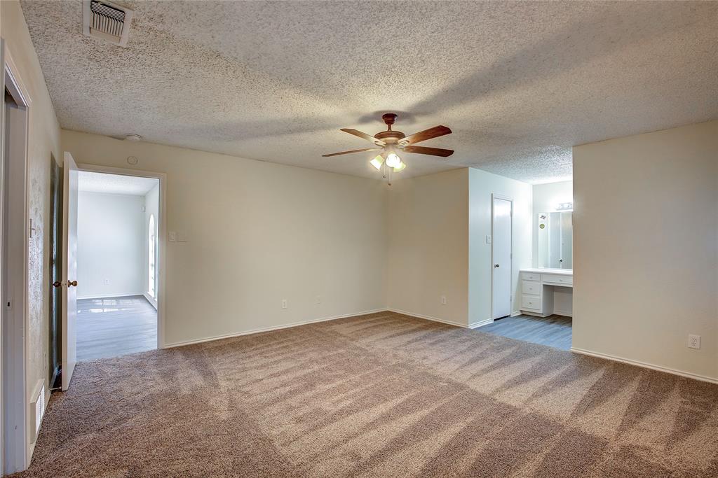 609-611 Melbourne Road Hurst, TX 76053 - Photo 12 of 40