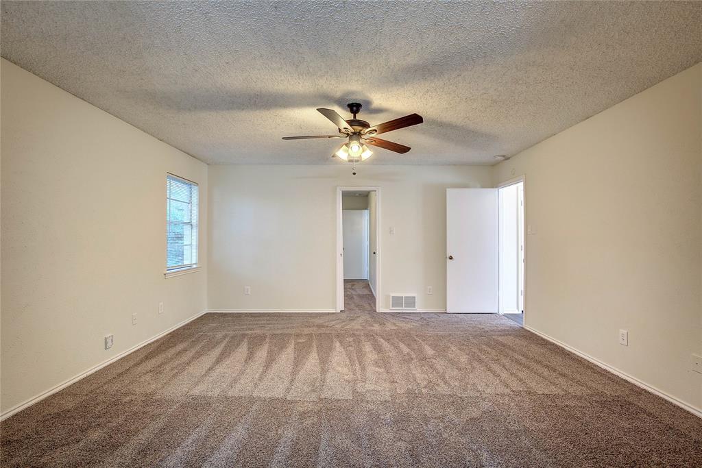 609-611 Melbourne Road Hurst, TX 76053 - Photo 14 of 40