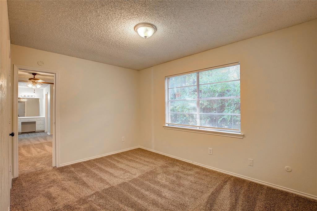 609-611 Melbourne Road Hurst, TX 76053 - Photo 18 of 40