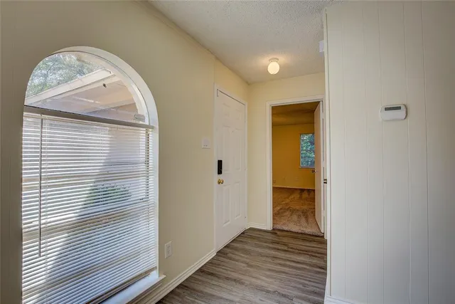 $450,000 | 609-611 Melbourne Road, Hurst, TX 76053