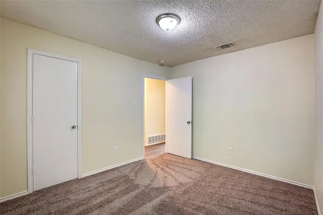 $450,000 | 609-611 Melbourne Road, Hurst, TX 76053