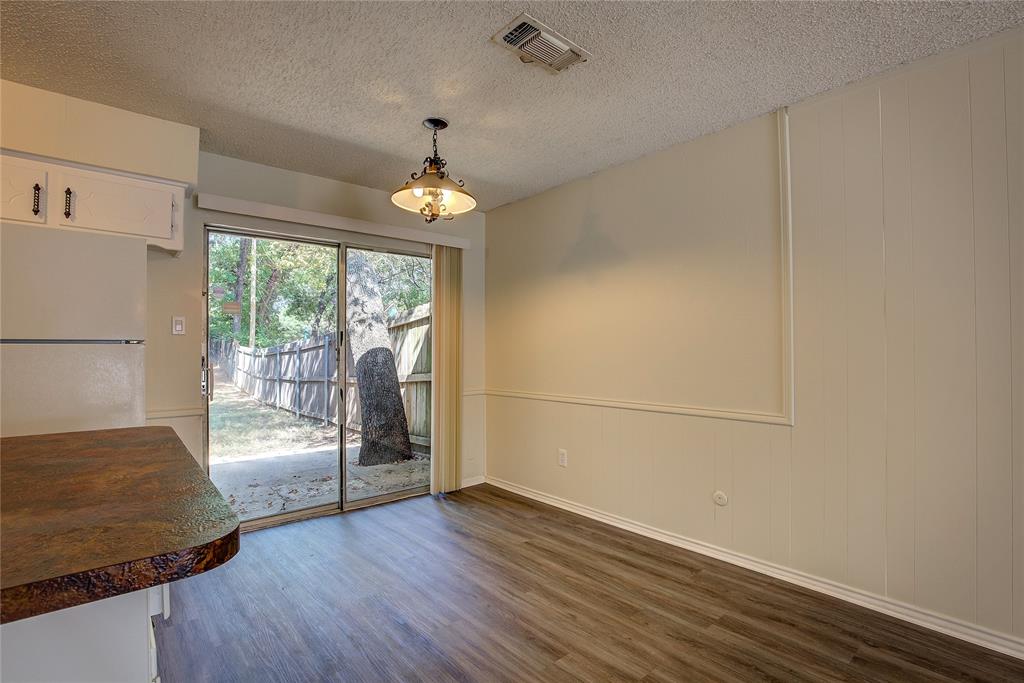 609-611 Melbourne Road Hurst, TX 76053 - Photo 6 of 40