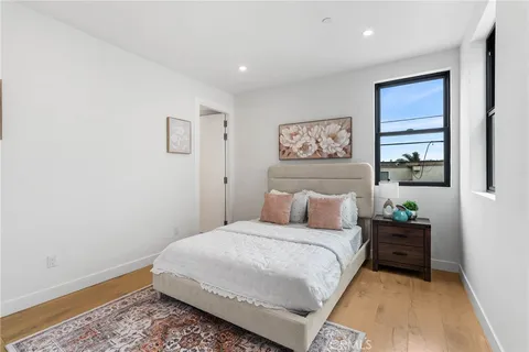 $3,299,000 | 424 20th Huntington Beach, Huntington Beach, CA 92648