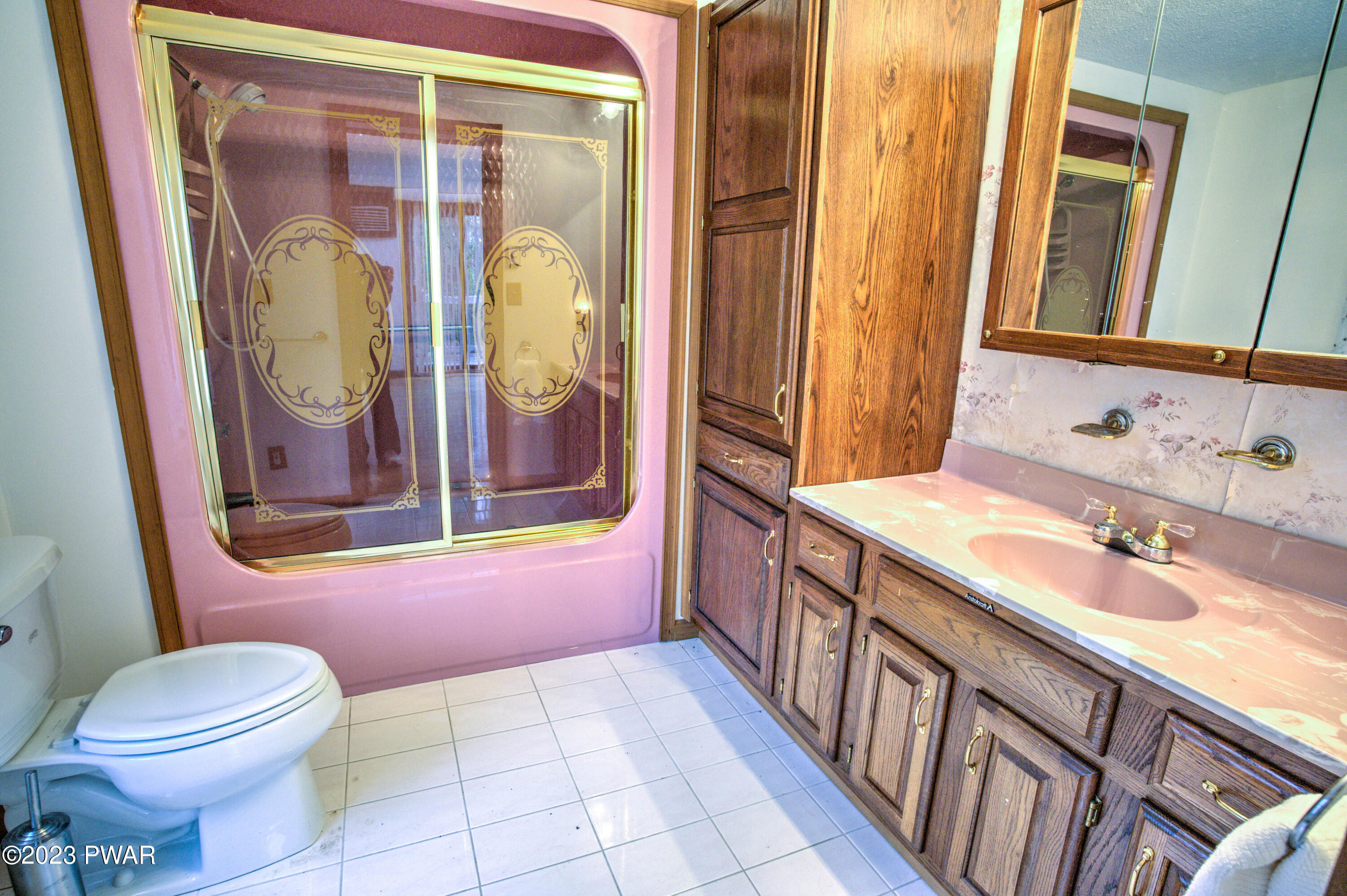 135 Pebble Rock Road Lackawaxen, PA 18435 - Photo 26 of 34