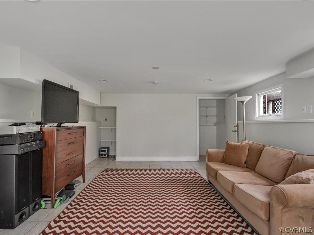 1009 Ridge Top Road Richmond, VA 23229 - Photo 20 of 34 Gallery Image 20